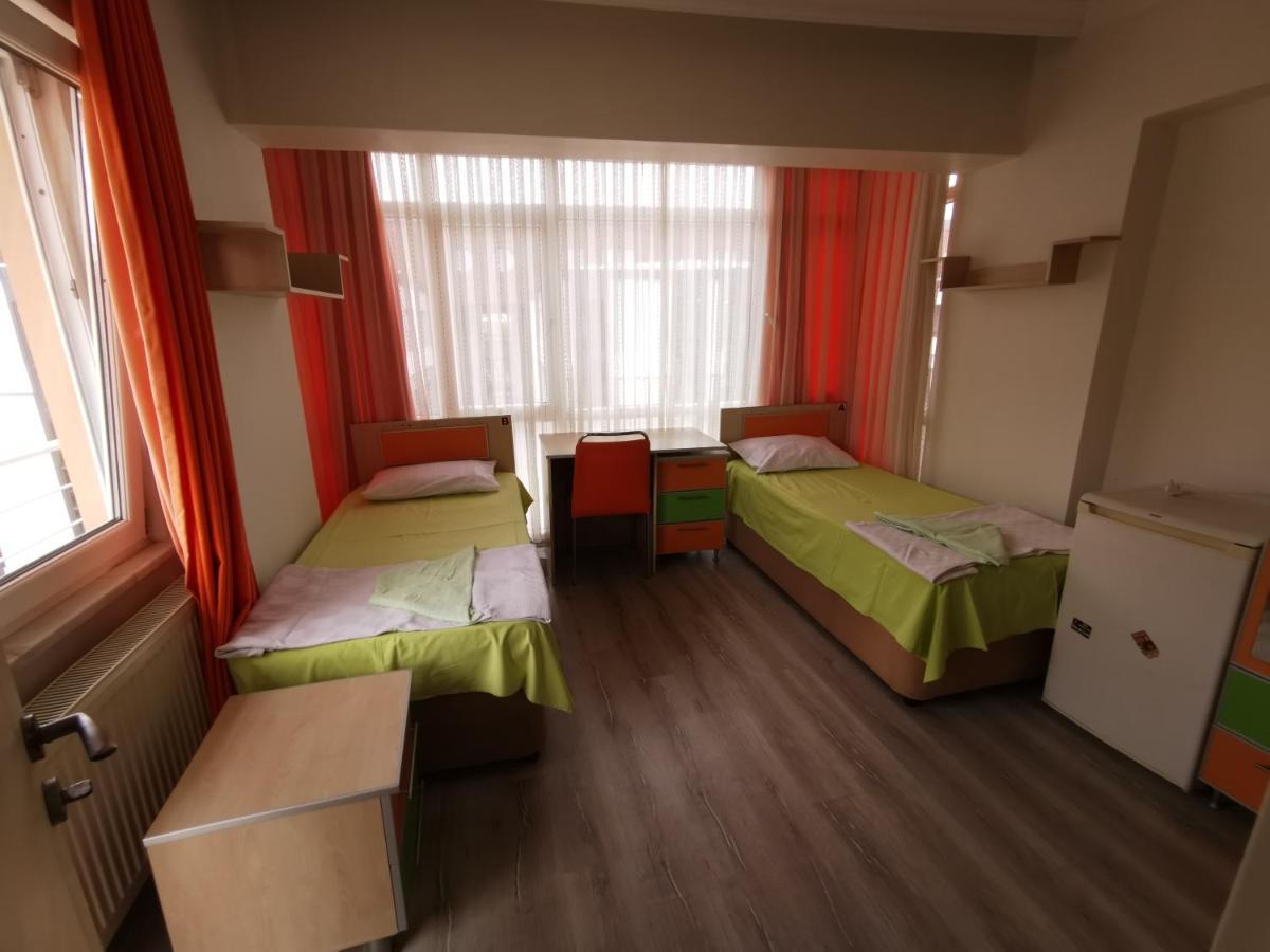 恰纳卡莱 恰纳卡菜校园旅馆旅舍 外观 照片