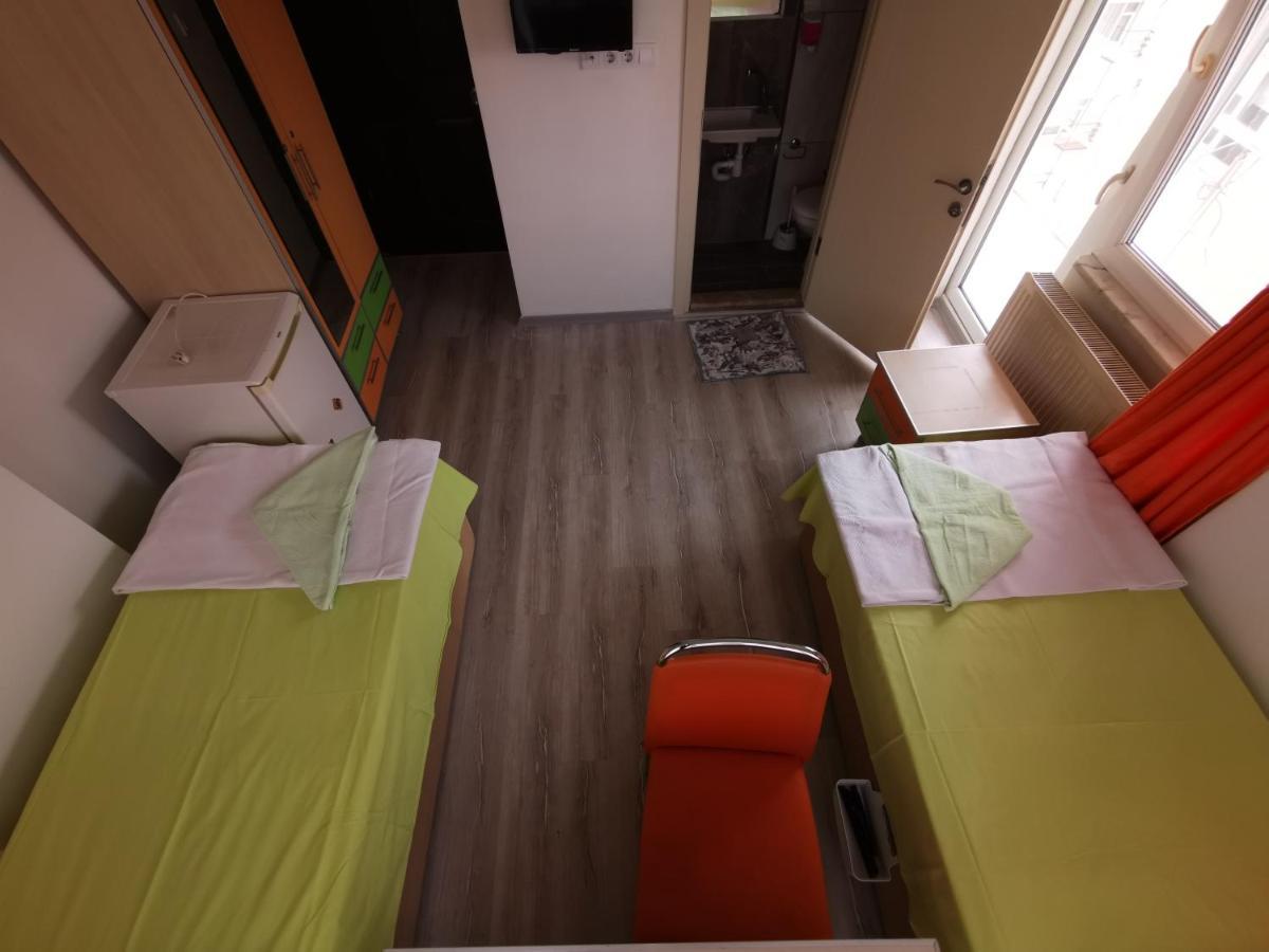 恰纳卡莱 恰纳卡菜校园旅馆旅舍 外观 照片